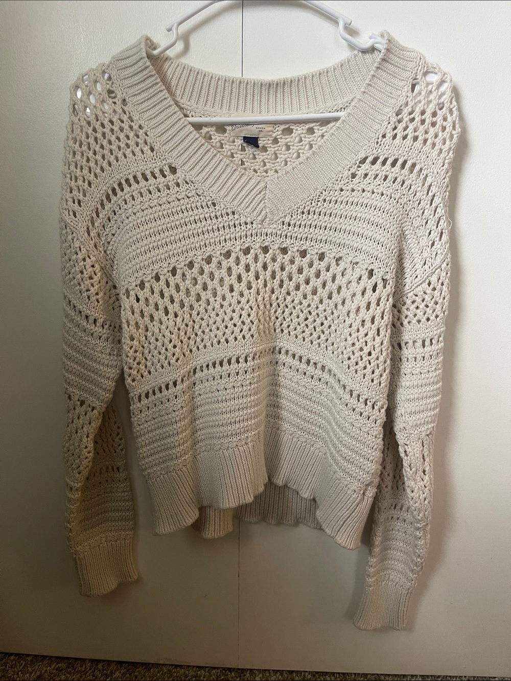 Universal Thread Cream Open-Knit V-Neck Sweater